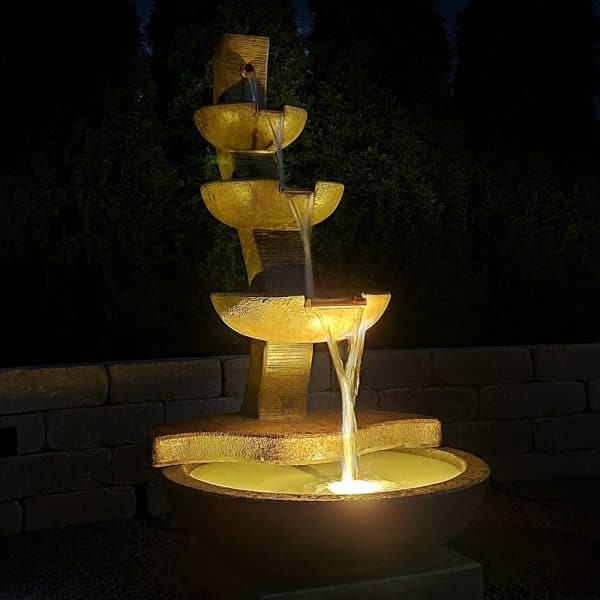 Stonecasters, Bolla Fountain